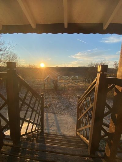 Image No.17-2 Bed House for sale