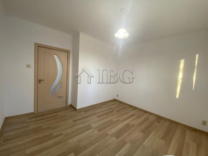 Image No.20-2 Bed House for sale