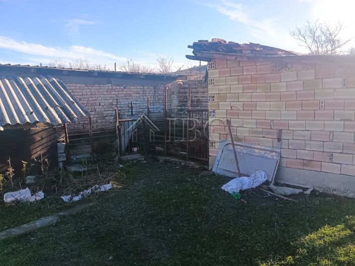 Image No.14-3 Bed House for sale