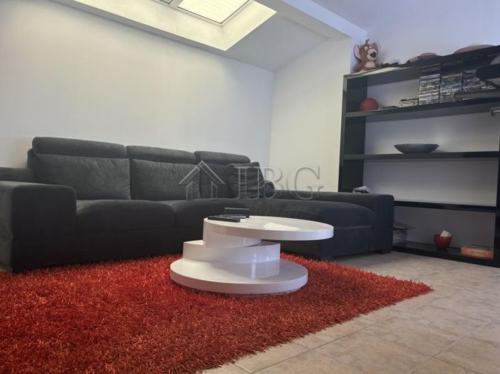 Image No.14-2 Bed Apartment for sale