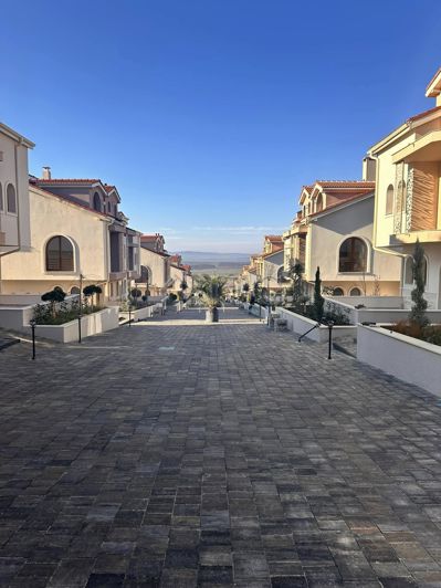 Image No.10-1 Bed Apartment for sale