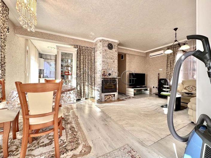 Image No.3-Maison de 2 chambres à vendre à Burgas