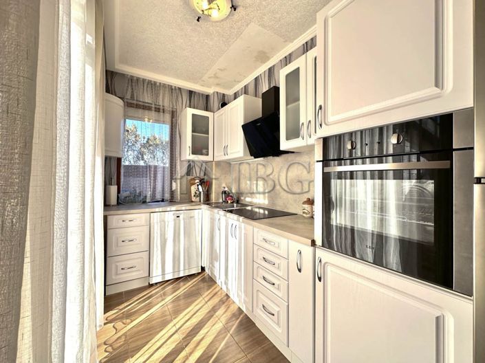 Image No.6-Maison de 2 chambres à vendre à Burgas