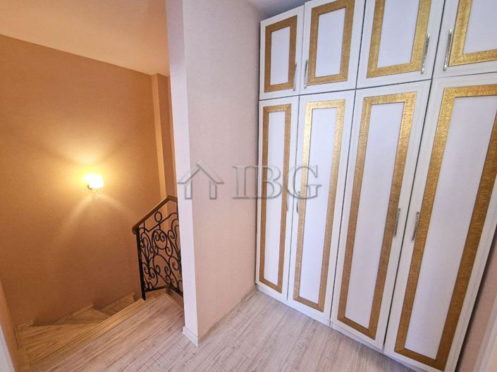 Image No.20-2 Bed Apartment for sale