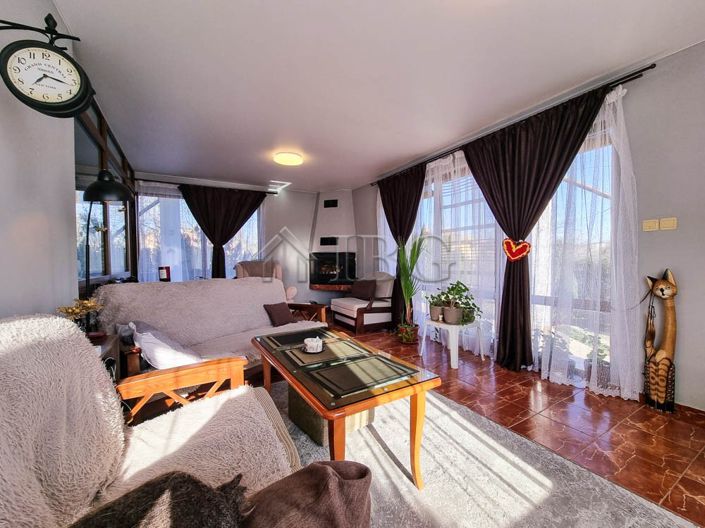 Image No.3-3 Bed House for sale