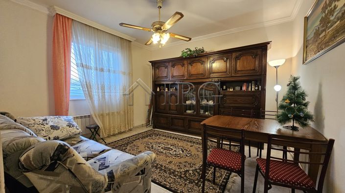 Image No.11-3 Bed House for sale