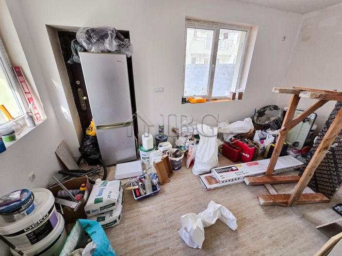 Image No.6-Apartment for sale