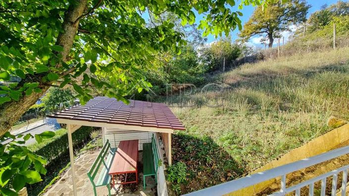 Image No.9-4 Bed House for sale