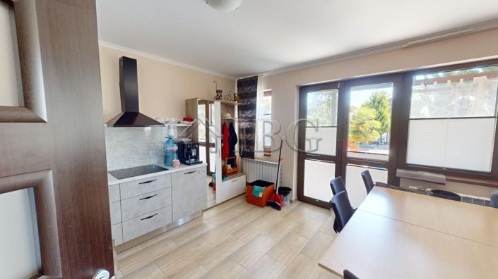 Image No.3-2 Bed House for sale