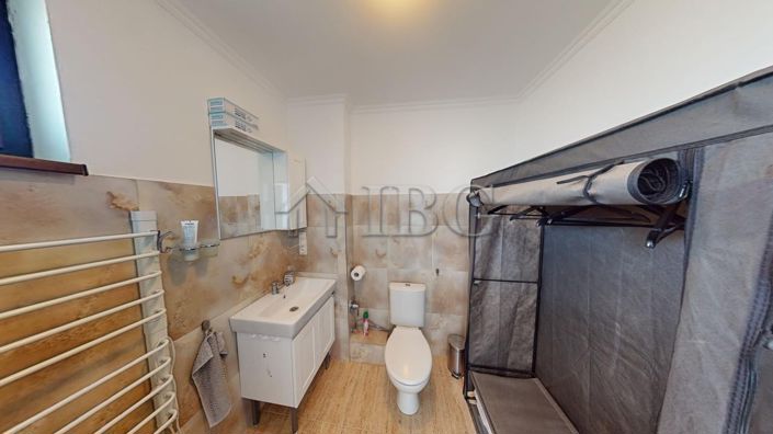 Image No.9-2 Bed House for sale