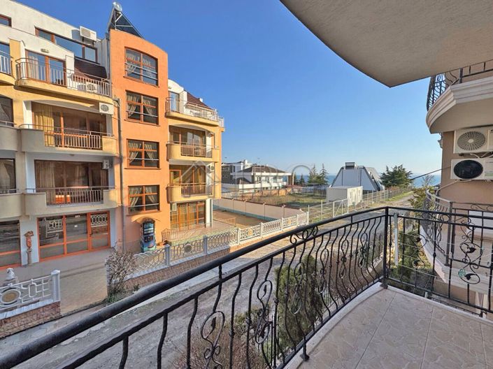 Image No.13-2 Bed Apartment for sale