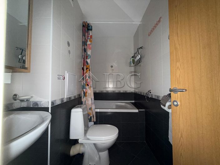 Image No.6-Apartment for sale