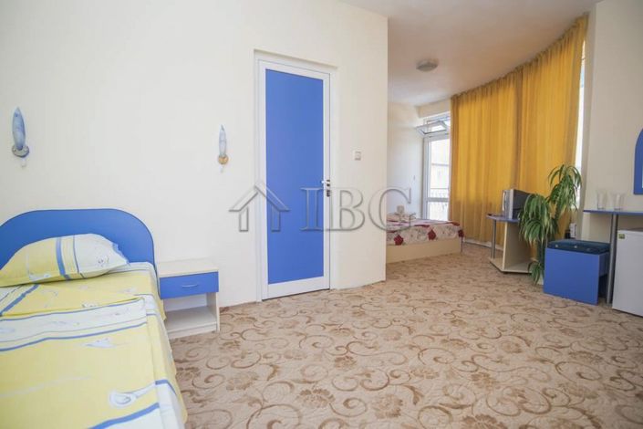 Image No.5-Un hôtel de 15 chambres à vendre à Ravda