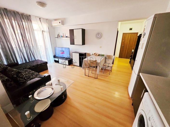 Image No.1-Appartement de 2 chambres à vendre à Burgas