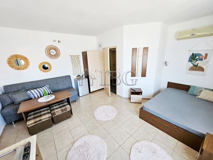 Image No.6-Apartment for sale