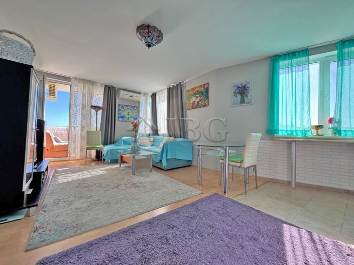 Image No.8-2 Bed Apartment for sale