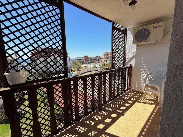 Image No.2-Appartement de 2 chambres à vendre à Burgas