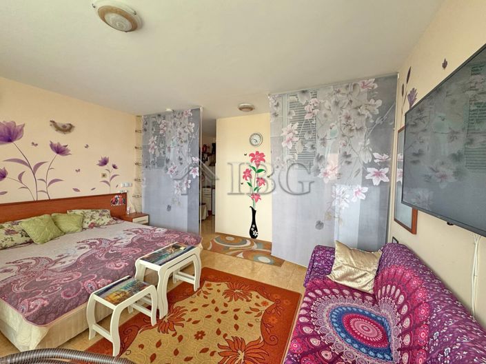 Image No.5-Apartment for sale