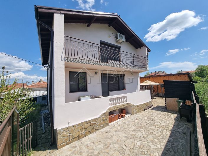 Image No.1-3 Bed House for sale