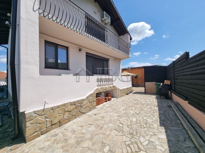 Image No.10-3 Bed House for sale