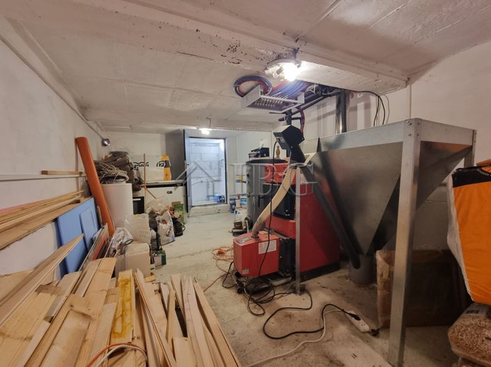 Image No.14-3 Bed House for sale