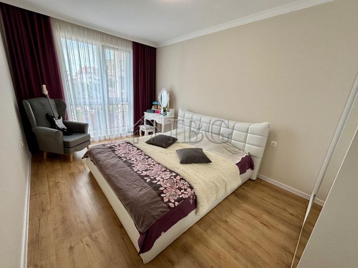 Image No.20-2 Bed Apartment for sale