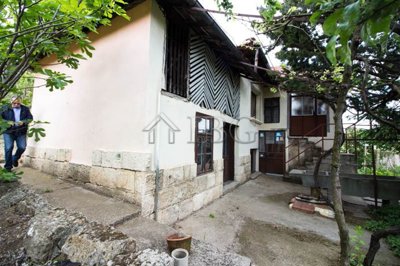 two-bedroom-house-renovated-near-danubeimg314