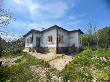 two-bed-house-15-kilimeters-to-the-sea-10