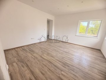 two-bed-house-15-kilimeters-to-the-sea-32