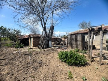 3-bedroom-house-with-big-garden-20-min-to-the