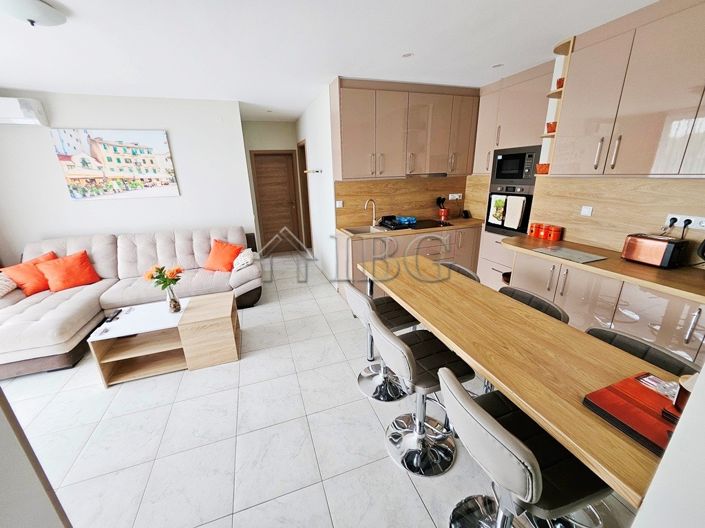 Image No.3-Appartement de 3 chambres à vendre à Burgas