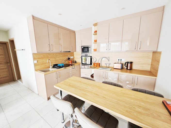 Image No.7-Appartement de 3 chambres à vendre à Burgas