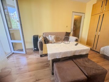 1-bedroom-apartment-zdravets-east-57