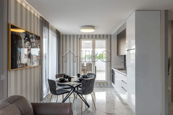 Image No.10-1 Bed Apartment for sale