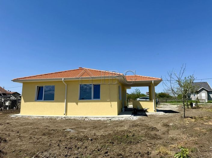 Image No.1-2 Bed House for sale