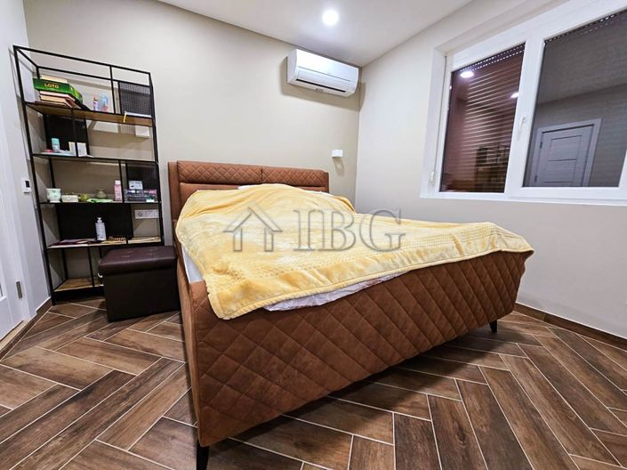 Image No.20-2 Bed Apartment for sale