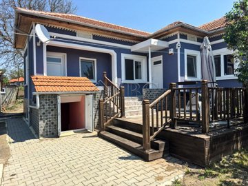 amazing-2-bedroom-house-near-dobrich-35