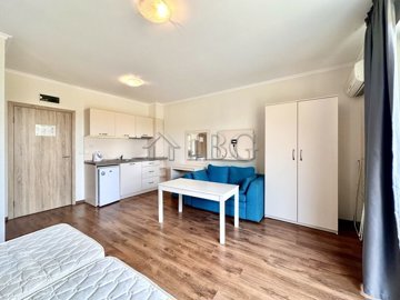 macon-studio-parter-45m2-8-scaled