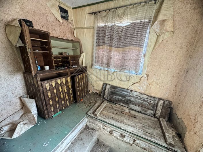 Image No.7-House for sale