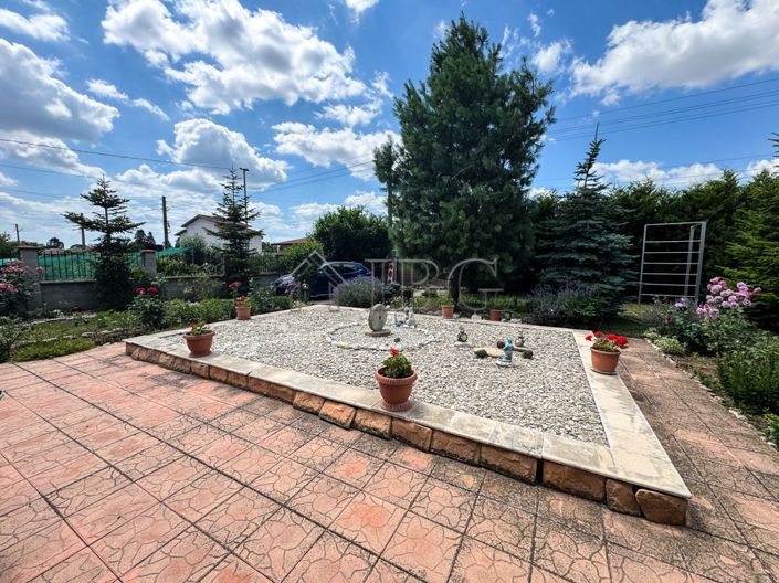 Image No.18-3 Bed House for sale