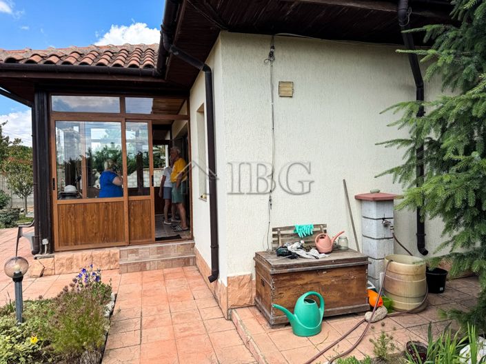 Image No.3-3 Bed House for sale