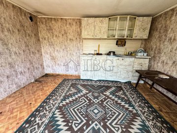house-for-renovation-15-km-to-the-sea-13