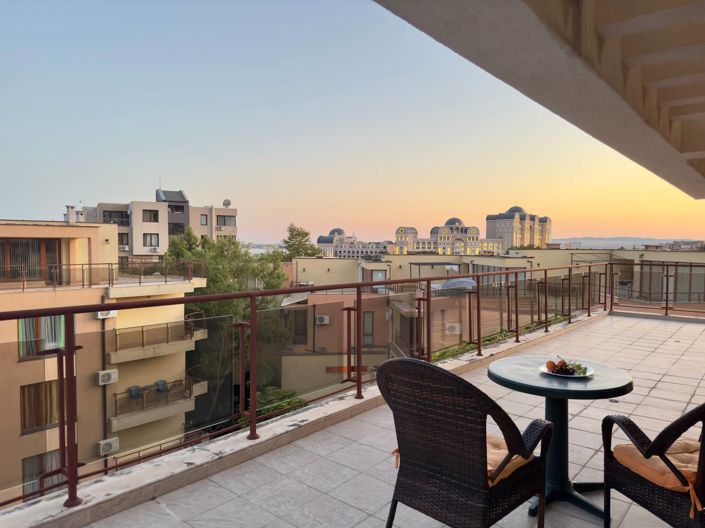 Image No.1-3 Bed Apartment for sale