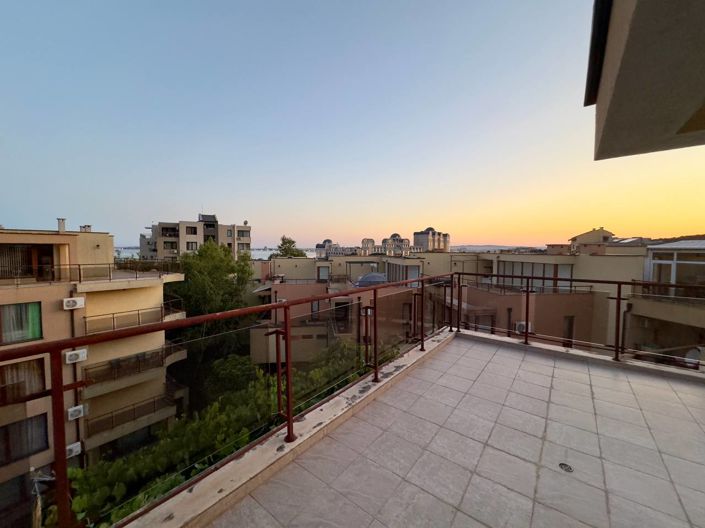 Image No.13-Appartement de 3 chambres à vendre à Burgas