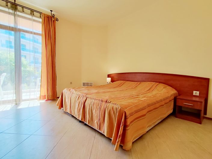 Image No.10-1 Bed Apartment for sale