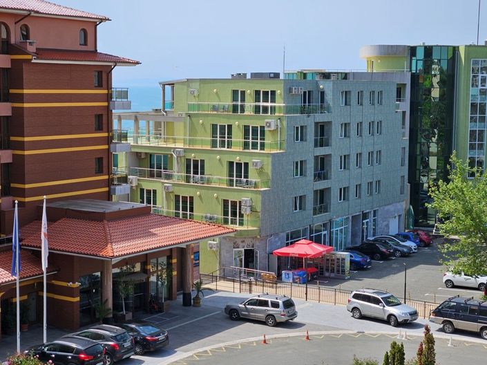 Image No.6-Apartment for sale