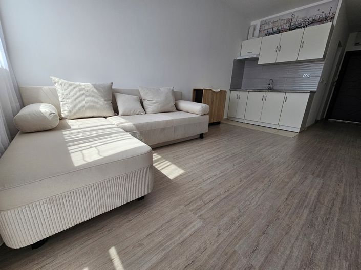 Image No.8-Apartment for sale