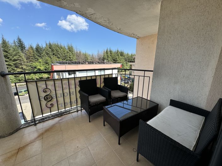 Image No.2-Appartement de 2 chambres à vendre à Burgas