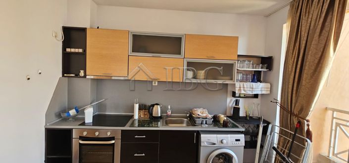 Image No.3-Appartement de 2 chambres à vendre à Burgas