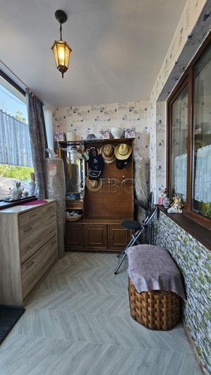 Image No.13-2 Bed House for sale